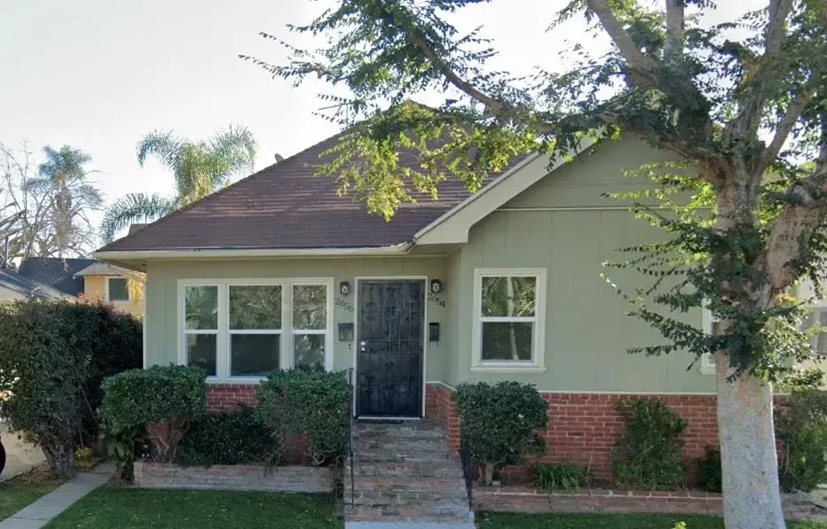 2656 S Magnolia — photograph 4
