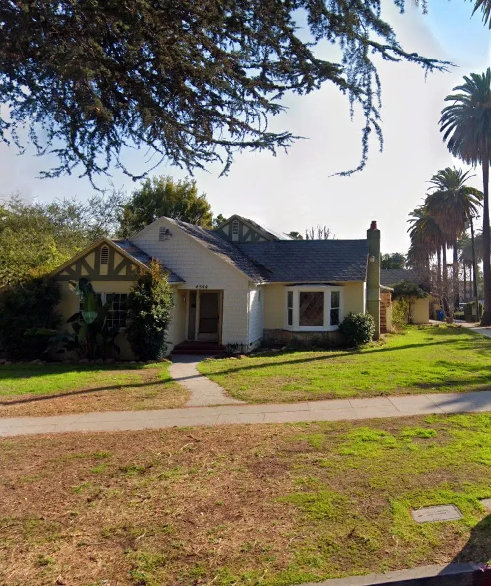 4544 Los Feliz Blvd — photograph 2
